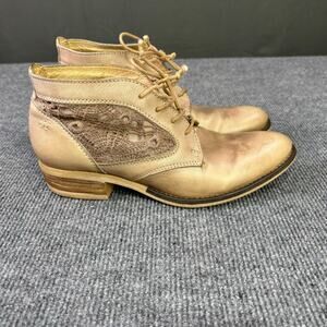 Atrai Boots Women 7.5 Crochet Western Ankle Lace Up Cowgirl Chore Low Top Tan